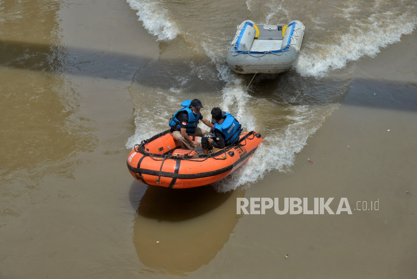 Sekretaris Dinas Sumber Daya Air, Dudi Gardesi Asikin, mengatakan, sejauh ini pihaknya telah menyiapkan infrastruktur pengendali banjir. Khususnya, untuk menghadapi efek lanjutan dari La Nina yang akan terjadi di Indonesia, terutama Jakarta.