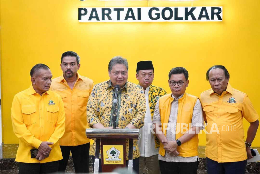 Ketua Umum Partai Golkar, Airlangga Hartarto mengatakan bahwa partainya akan mengusulkan bakal cawapres untuk Prabowo Subianto dalam Rapimnas pada 21 Oktober mendatang, di Kantor DPP Partai Golkar, Jakarta, Rabu (18/10/2023) malam.