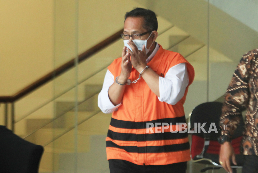 Komisi Pemberantasan Korupsi (KPK) menduga tersangka hakim Itong Isnaini Hidayat (IIH) mendekati para pihak berperkara di Pengadilan Negeri (PN) Surabaya. Ilustrasi