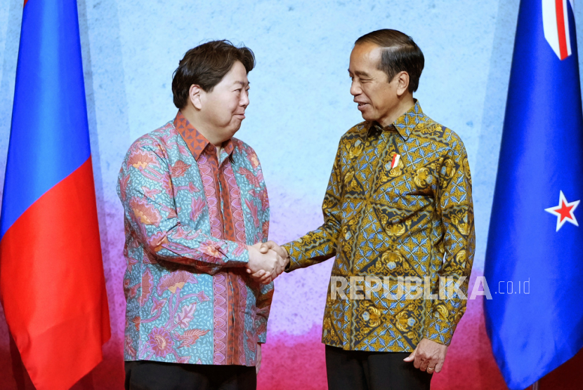 Menteri Luar Negeri Jepang Yoshimasa Hayashi mengatakan tahun ini 50 tahun persahabatan dan kerja sama ASEAN-Jepang.
