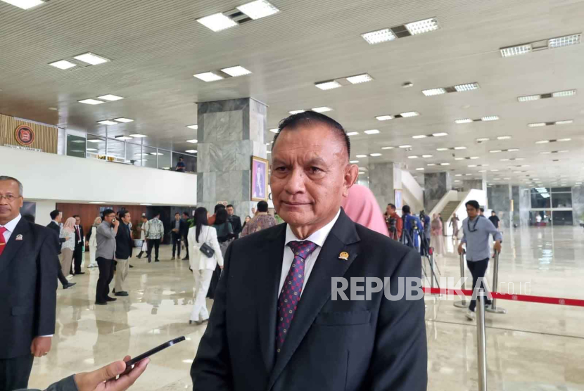 Wakil Ketua DPR yang juga Sekretaris Jenderal Partai Golkar, Lodewijk F Paulus di Gedung Nusantara III, Kompleks Parlemen, Jakarta, Selasa (31/10/2023). 