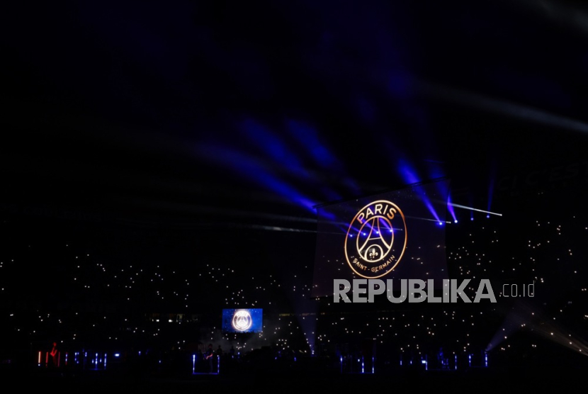 The logo of Paris Saint Germain is seen during the French Ligue 1 soccer championship title ceremony following the match between Paris Saint-Germain (PSG) and Toulouse (TFC) in Paris, France, 12 May 2024 (issued 13 May 2024).  