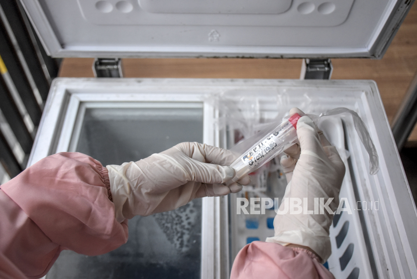 Dinkes Riau akan mencabut izin klinik atau fasilitas kesehatan lainnya yang menaikkan harga rapid tes PCR yang telah ditetapkan Kementerian Kesehatan (Kemenkes)) (ilustrasi).