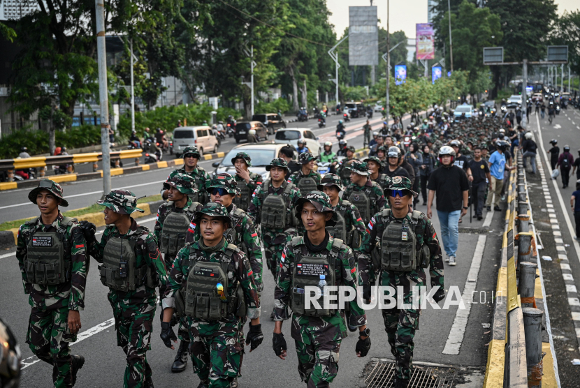 Jaga Keamanan, TNI AD Gelar Patroli Keliling Wilayah Jakarta