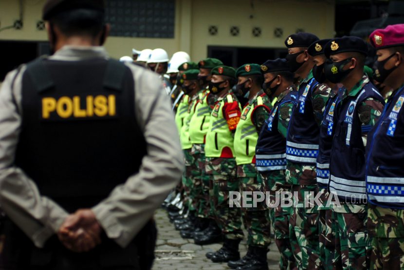 Sebanyak 10 ribu personel gabungan disiagakan dalam rangka mengamankan jalannya ibadah Hari Raya Natal 2020 dan Tahun Baru 2021 (Nataru) di Sumatera Utara. Ilustrasi.