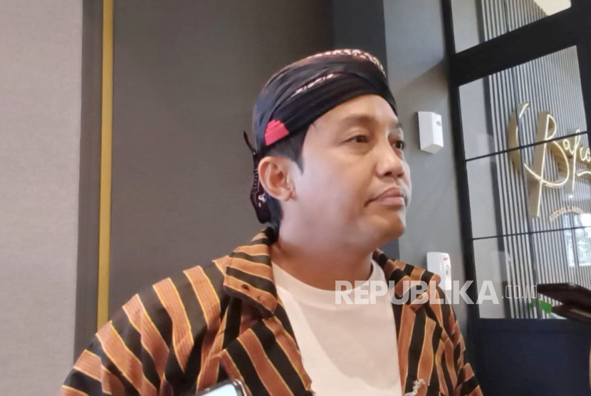Wakil Ketua Tim Kampanye Nasional (TKN) Prabowo Subianto-Gibran Rakabuming Raka, Raja Juli Antoni, saat ditemui di Yogyakarta, Ahad (14/1/2024). 