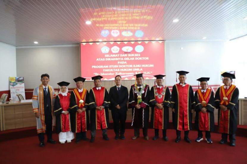 Disertasi Unila Tawarkan Model Hukum Baru Hubungan Kerja Dokter dan RS