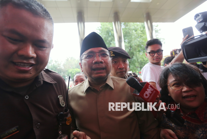Menteri Agama (Menag) periode 2020-2024 Yaqut Cholil Qoumas tiba di Gedung Merah Putih KPK, Jakarta Pusat, Kamis (7/8/2025).