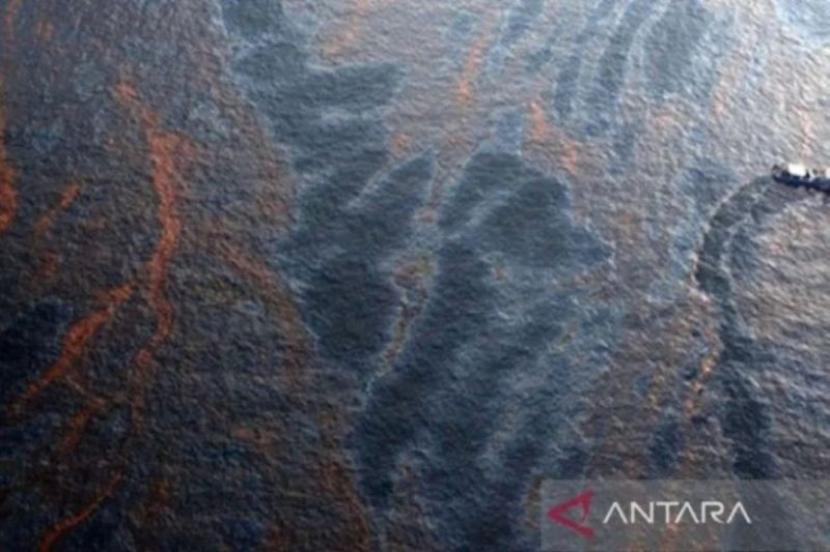 Nelayan Tuntut Kompensasi Rp900 Triliun Akibat Tumpahan Minyak Montara