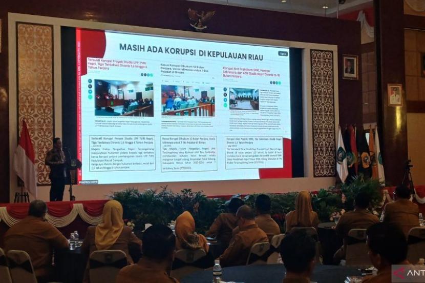 KPK optimistis Kepri mampu saingi Singapura.