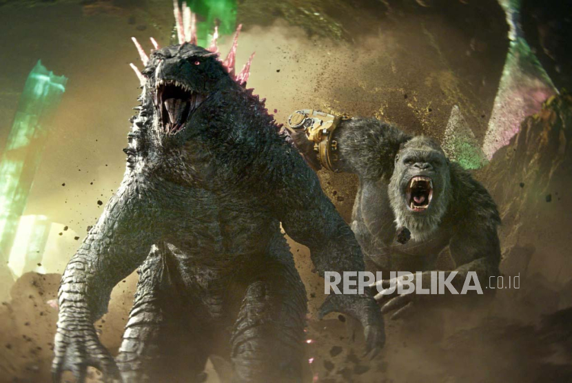 Foto adegan film Godzilla x Kong The New Empire. Film Godzilla x Kong: The New Empire baru saja mencetak sejarah dengan pencapaian luar biasa.