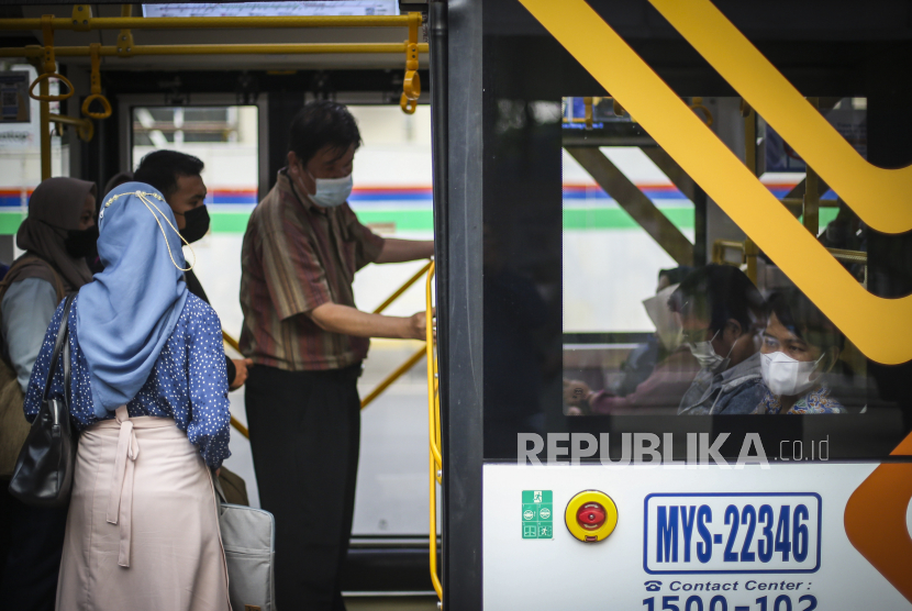 Ilustrasi. PT Transportasi Jakarta (TransJakarta) berencana memasang kamera pemantau (Closed Circuit Television/CCTV) yang mampu mengidentifikasi wajah sebagai upaya mengantisipasi pelecehan seksual.