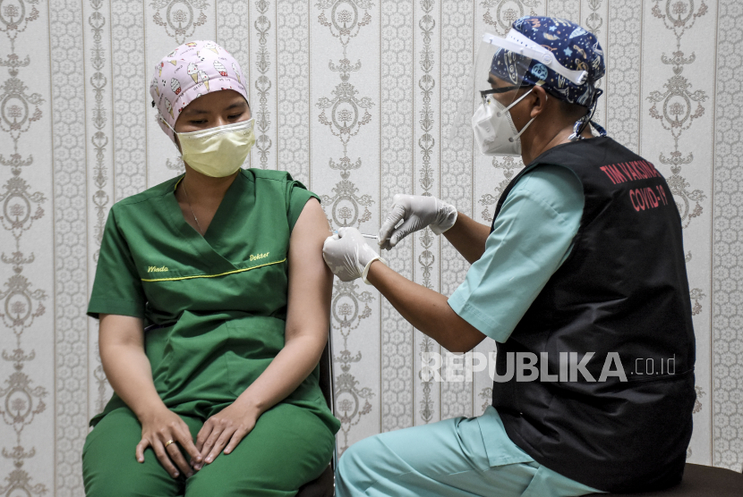 19.009 tenaga kesehatan yang bertugas di berbagai fasilitas kesehatan di Ibu Kota Provinsi Jawa Tengah akan divaksinasi (Foto: ilustrasi)