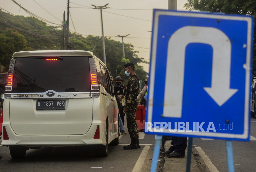 Ratusan Kendaraan Diputar Balik di Karawang Jelang Idul Adha (ilustrasi).