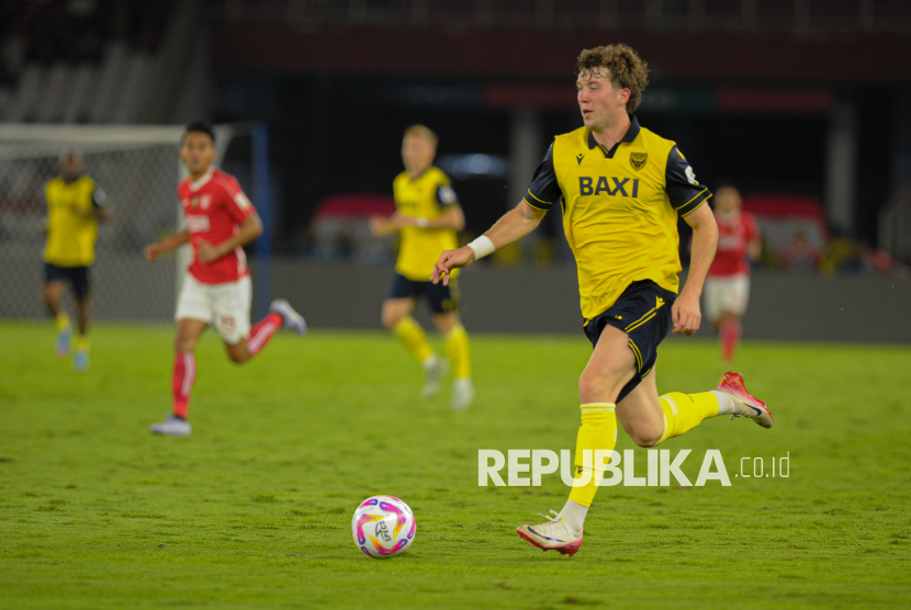 Pemain Oxford United FC Ole Romeny.
