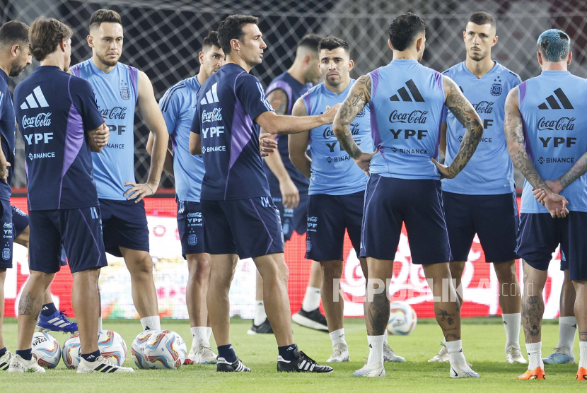 Scaloni Sebut Duel Argentina vs Inggris di Semifinal Piala Dunia 2026 Hanya Laga Sepak Bola