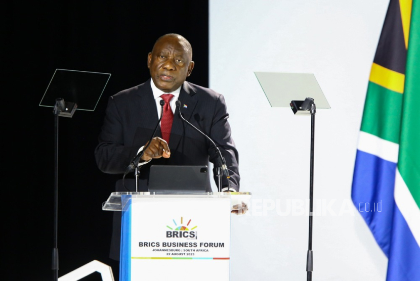 South African President Cyril Ramaphosa speaks during the 15th BRICS Summit, in Johannesburg, South Africa, 22 August 2023. South Africa is hosting the 15th BRICS Summit, (Brazil, Russia, India, China and South Africa), as the group’s economies account for a quarter of global gross domestic product. Dozens of leaders of other countries in Africa, Asia and the Middle East are also attending the summit. 