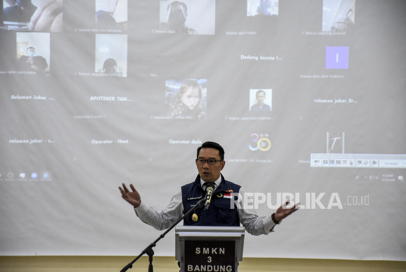 Gubernur Jawa Barat Ridwan Kamil. Ridwan Kamil optimistis daya beli masyarakat untuk produk hunian akan membaik.