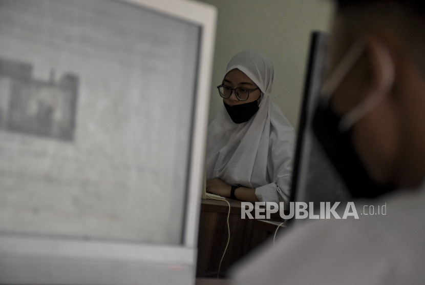 Jumlah sekolah luar biasa negeri di Provinsi Jawa Barat dalam dua tahun terakhir bertambah 13 menjadi 51. 