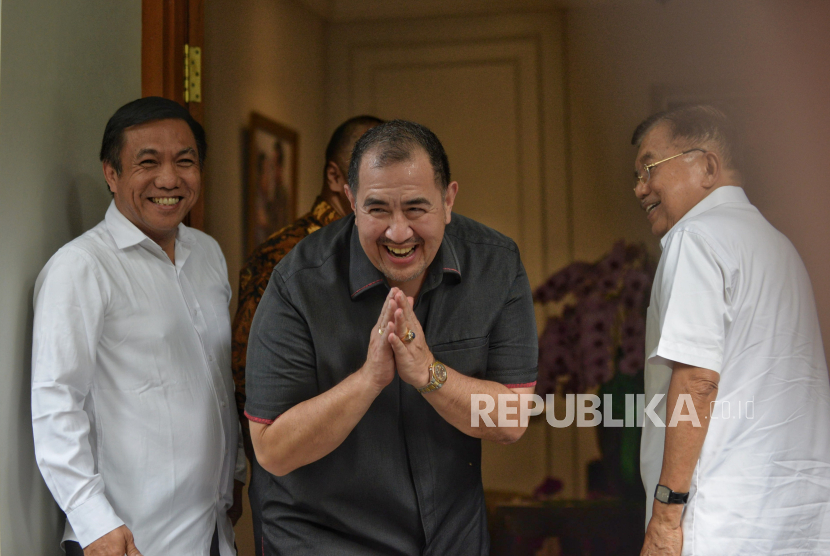 Pendeta Gilbert Lumoindong usai melakukan pertemuan di kediaman Ketua DMI M Jusuf Kalla, Kebayoran Baru, Jakarta Selatan, Senin (15/4/2024).