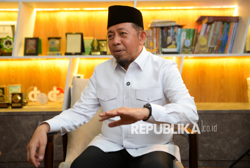 Dirjen Pesantren Kementerian Agama (Kemenag) Basnang Said saat diwawancarai Republika di Kantor Kemenag, Jakarta, Senin (28/9/2026). Basnang Said menjadi Dirjen Pesantren pertama setelah Direktorat Jenderal (Ditjen) Pesantren dibentuk sebagai satuan kerja baru setingkat eselon I di Kemenag.