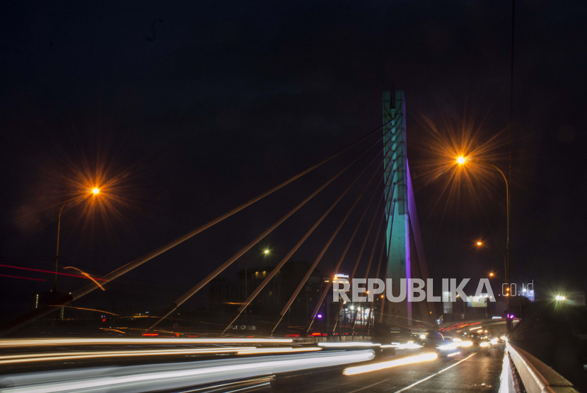 Jembatan Layang Pasopati, Bandung, Jawa Barat di malam hari. (Ilustrasi)