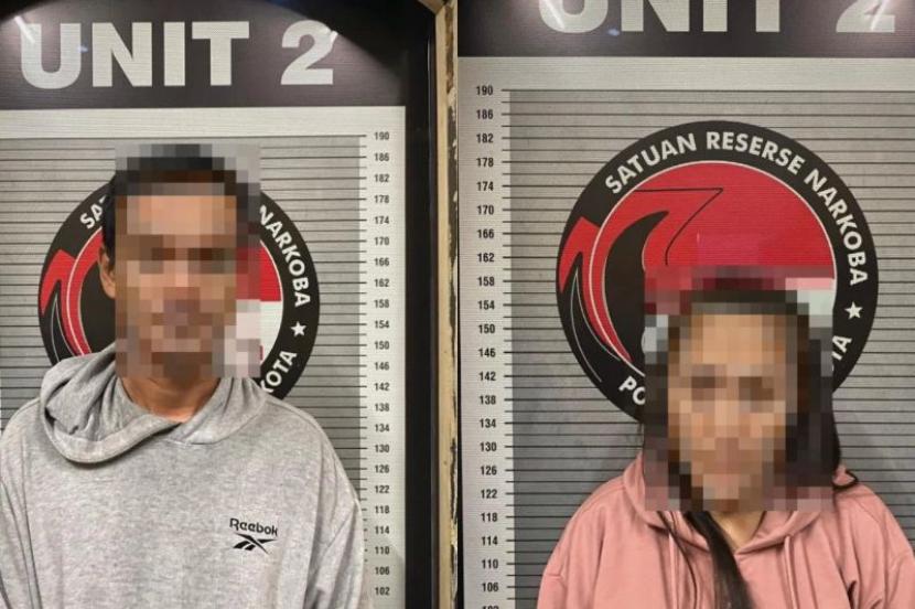 Polisi usut kasus narkotika usai sita 20,9 gram sabu di Cirebon.