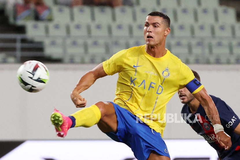 Cristiano Ronaldo dari Al-Nassr rah gelar Pemain Terbaik Liga Pro Saudi Bulan Agustus.