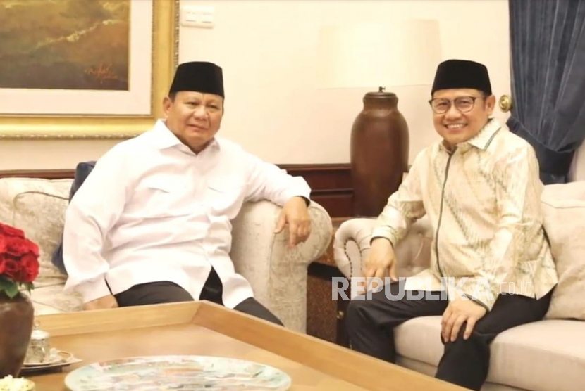 Ketua Umum Partai Gerindra, Prabowo Subianto menerima silaturahim dari Ketua Umum Partai Kebangkitan Bangsa (PKB), Abdul Muhaimin Iskandar di kediamannya, Jakarta, Jumat (28/4).