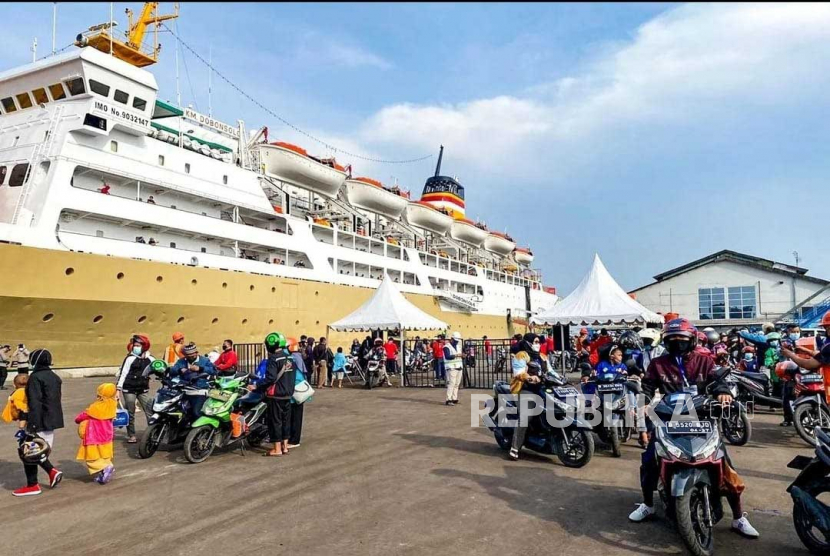 Ilustrasi mudik motor. PT Pelayaran Nasional Indonesia (Persero) atau Pelni memastikan siap membantu operasional mudik Lebaran 2023, khususnya di Pelabuhan Ciwandan dan Panjang.