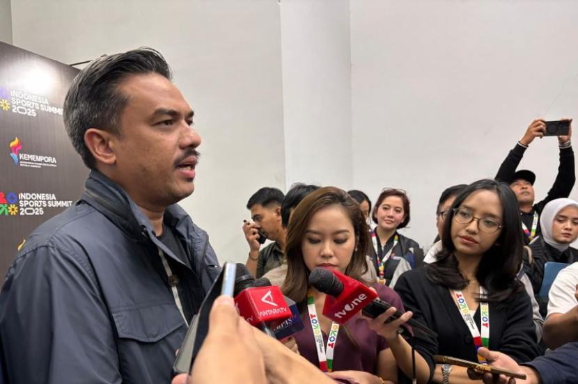 Menteri UMKM Akan Tindak Tegas Praktik White Label di Industri Olahraga