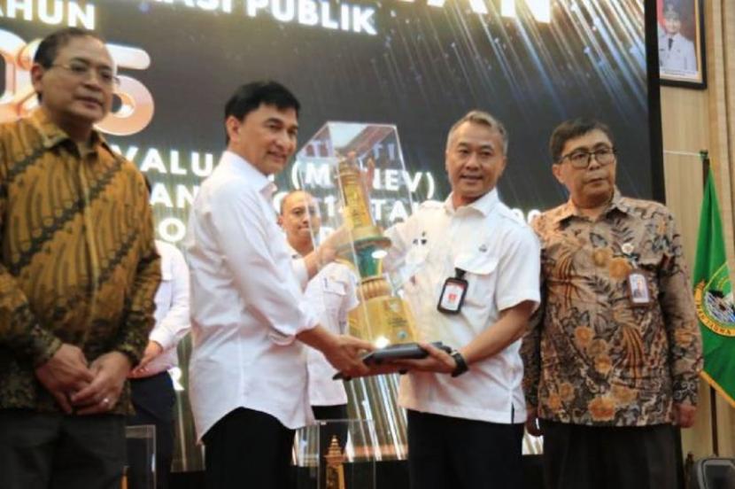 Pemkot Tangerang raih predikat terbaik anugerah KPi Banten 2025.