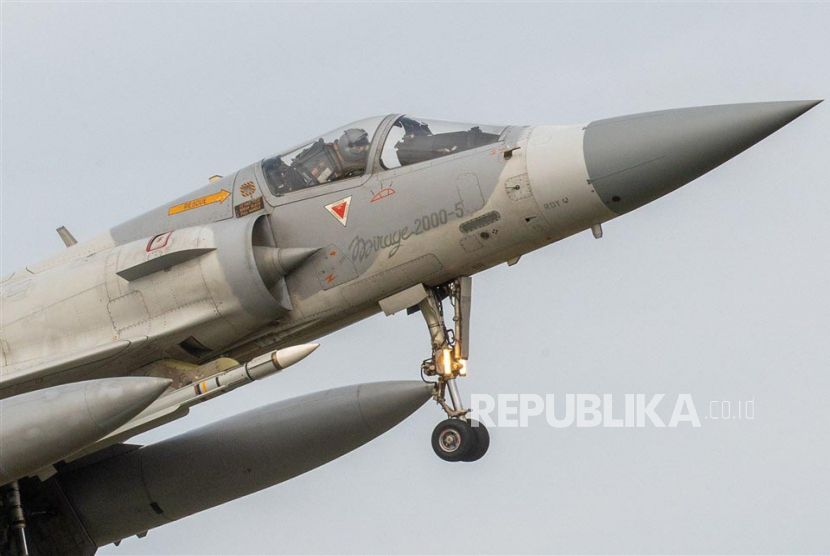 Sebuah jet tempur Mirage 2000 Angkatan Udara Taiwan (ilustrasi).