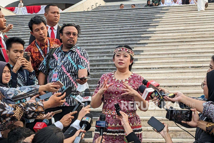 Ketua DPR Puan Maharani usai membuka masa persidangan I Tahun Sidang 2023-2024 di Gedung Nusantara, Kompleks Parlemen, Jakarta, Rabu (16/8/2023). 