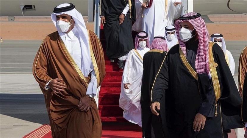 Para pemimpin negara Teluk pada Selasa menandatangani pernyataan penutupan pada KTT Dewan Kerja Sama Teluk ke-41 dan pernyataan terpisah yang dinamai Al-Ula, tempat pertemuan puncak Saudi, menurut televisi Saudi.