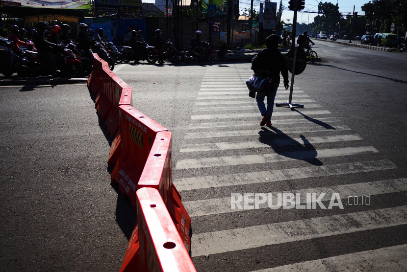 Dinas Perhubungan Kota Semarang, Jawa Tengah, menutup sejumlah akses menuju kawasan Tugu Muda (Foto: ilustrasi)