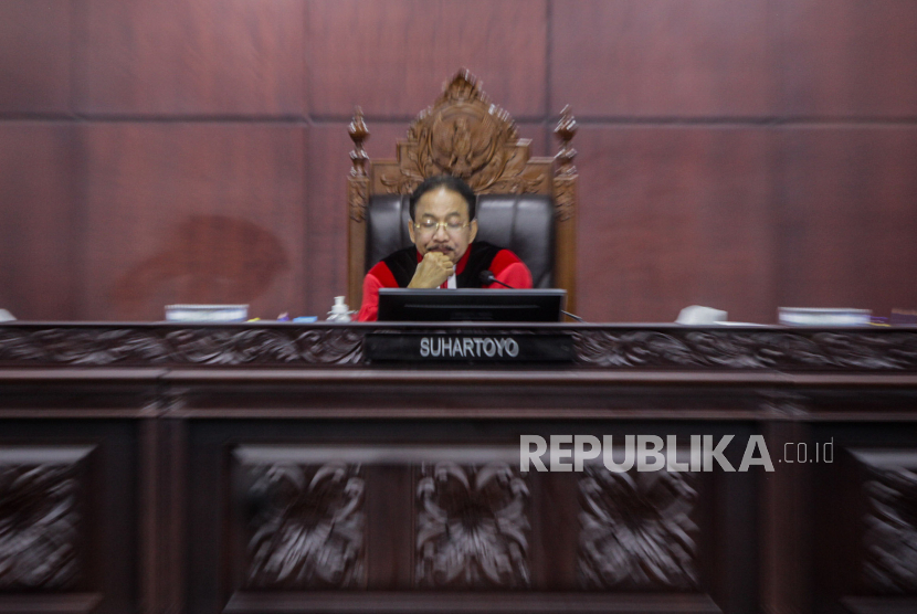 Ketua Mahkamah Konstitusi (MK) Suhartoyodi Gedung MK, Jakarta Pusat, Selasa (16/1/2024). 