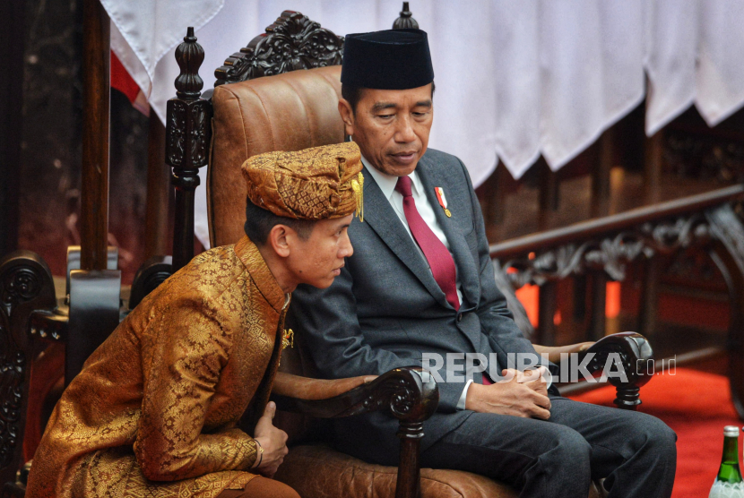 President Joko Widodo attending the Plenary Session of the Opening of Session Period I of the DPR for the 2024-2025 Session Year at the Nusantara Building, Parliament Complex, Senayan, Jakarta, Friday