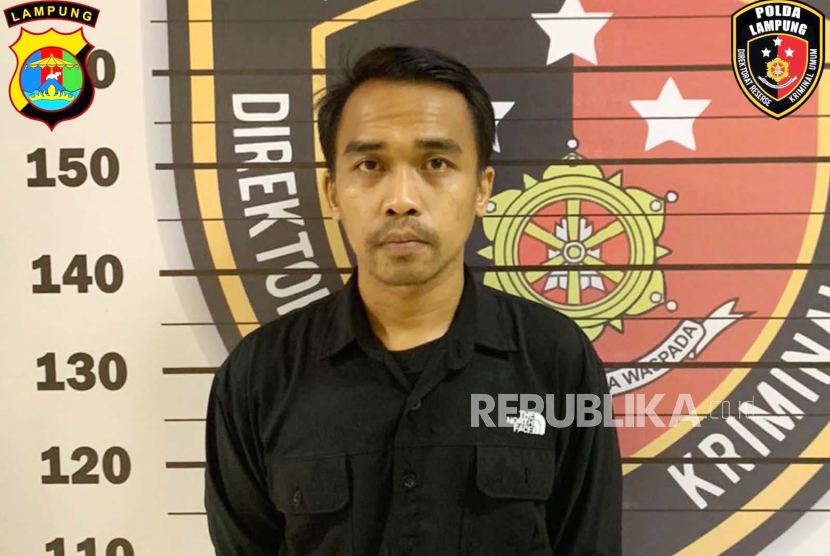 Komika Aulia Rakhman tersangka kasus penistaan agama jalani proses penyidikan di Polda Lampung, Senin (11/12/2023). 