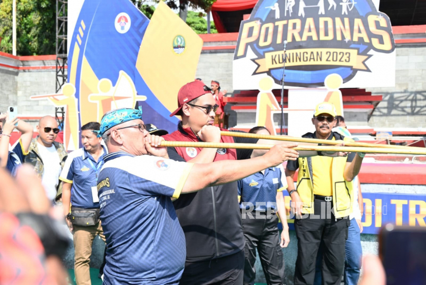 Pekan Olahraga Tradisional Tingkat Nasional (Potradnas) IX 2023 resmi digelar di Open Space Gallery Linggarjati, Kabupaten Kuningan, Jawa Barat, Selasa (13/6/2023). 