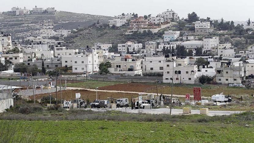 Pejabat Palestina mengatakan pada Rabu (18/11) bahwa pemukim Israel berusaha untuk membangun lebih dari 15 pos terdepan di sejumlah area terpisah di Tepi Barat selama tiga bulan terakhir.