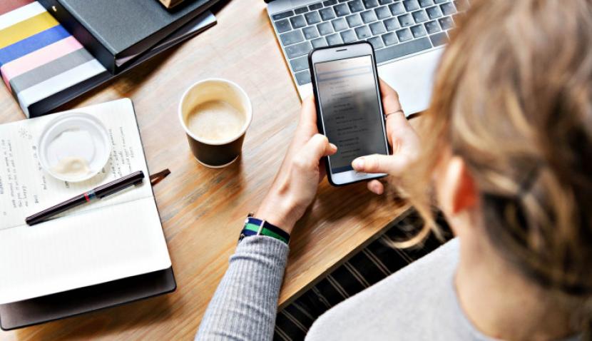 Cara Hapus Data HP Sampai Bersih, Biar Gak Kayak HP Gisel. (FOTO: Unsplash/Rawpixel)