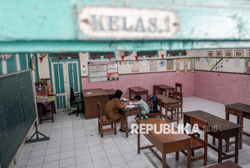 Hanya Ada Satu Siswa Baru di SDN Kauman 27 Solo