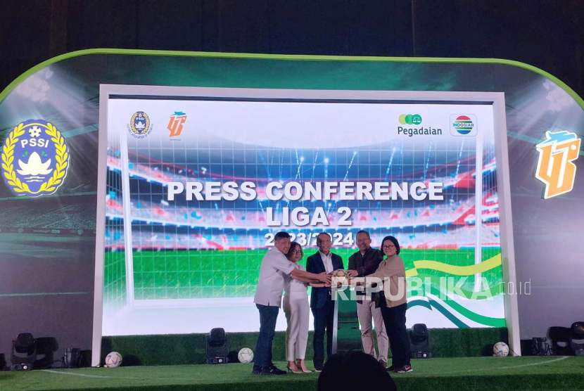 Peluncuran resmi Pegadaian sebagai sponsor utama Liga 2 2023/2024 di Kantor Pusat PT Pegadaian, Jakarta, Selasa (5/9/2023). Persijap vs Persela akan memulai kompetisi Liga 2.