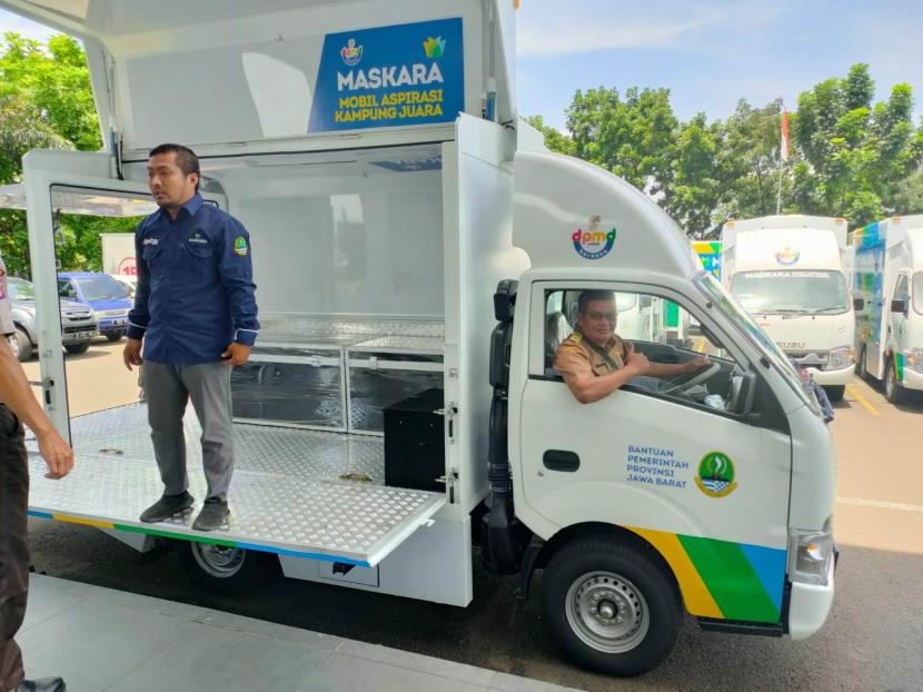 INSPIRASI DESA: Berstatus Mandiri, Desa Nagrak Selatan dapatkan Mobil Maskara