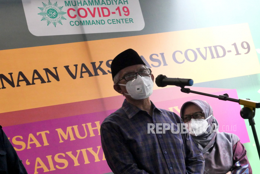 Ketua Umum PP Muhammadiyah, Haedar Nashir, mengajak semua pihak taati prokes dan jangan sebarkan hoaks