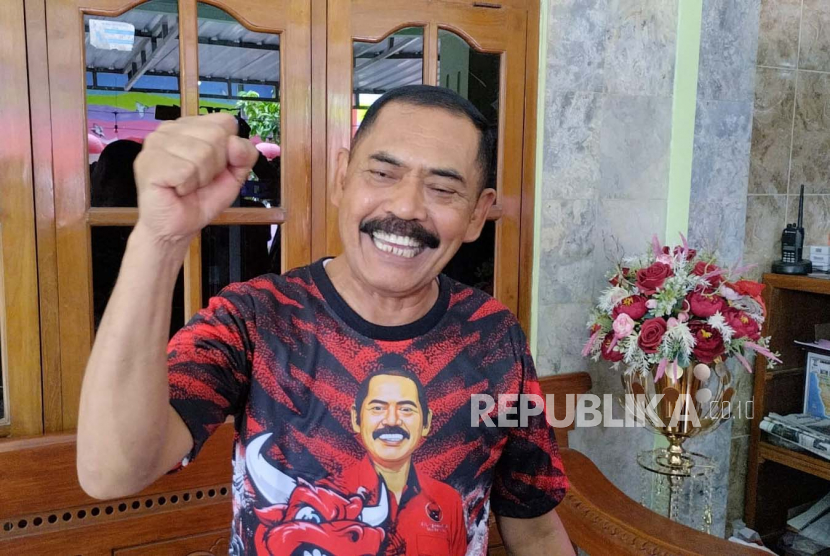 Ketua DPC PDIP Kota Solo, FX Hadi Rudyatmo di kediamannya, Jumat (21/4/2023).
