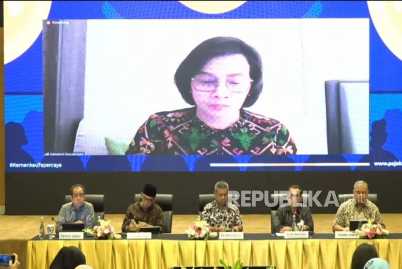 Kementerian Keuangan bersama Direktorat Jenderal Pajak menggelar konferensi pers di Jakarta terkait Rafael   Alun Trisambodo (RAT) yang merupakan pejabat pajak yang memiliki harta Rp 56 miliar sekaligus ayah dari pelaku penganiayaan anak pimpinan GP Ansor, Jumat (24/2/2024).