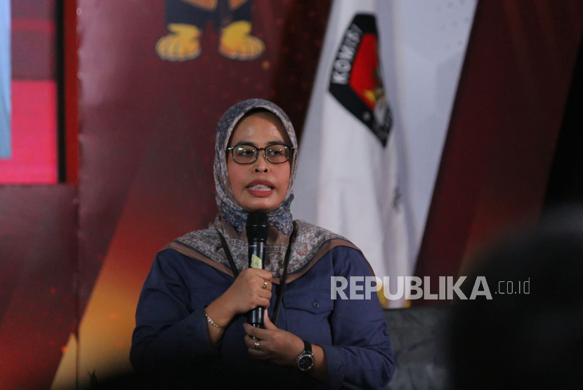 Ketua KPU Provinsi Jawa Barat Ummi Wahyuni 