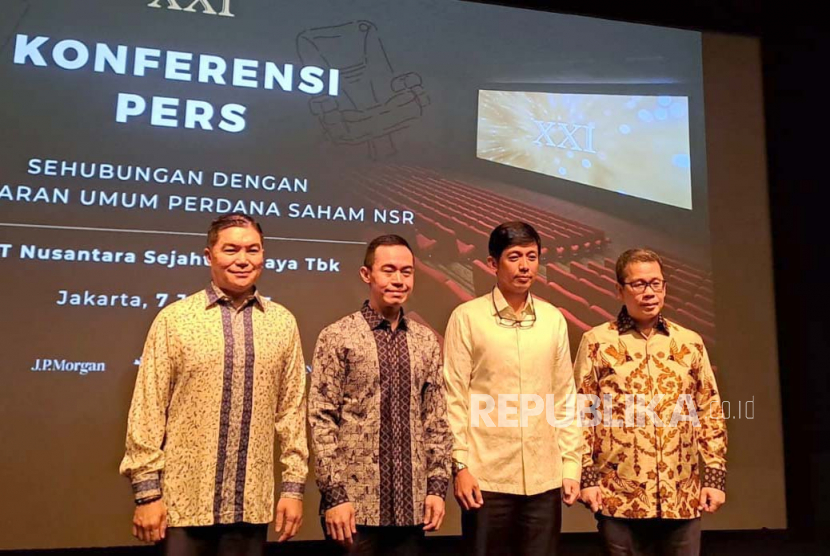 Pemilik jaringan bioskop Cinema XXI, PT Nusantara Sejahtera Raya Tbk saat menyelenggarakan konferensi pers penawaran umum perdana atau Initial Public Offering (IPO), Jumat (7/7/2023). 